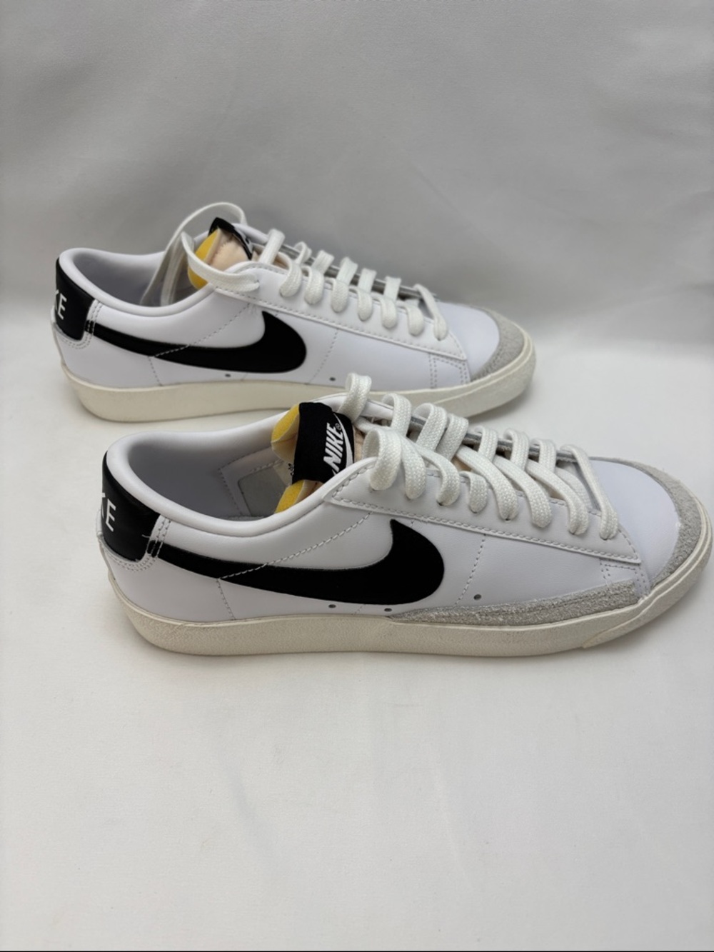 Nike Blazer Low ‘77 Women’s Sz8.5 New White with Black Swoosh Sneakers #323 - Picture 13 of 14